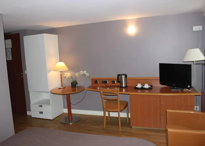 Metropolitain 3* 巴黎