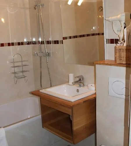 Metropolitain 3* 巴黎