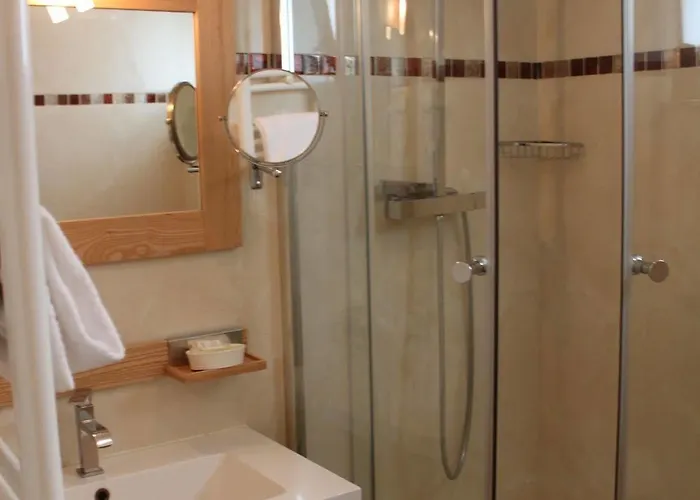 酒店 Metropolitain 3*